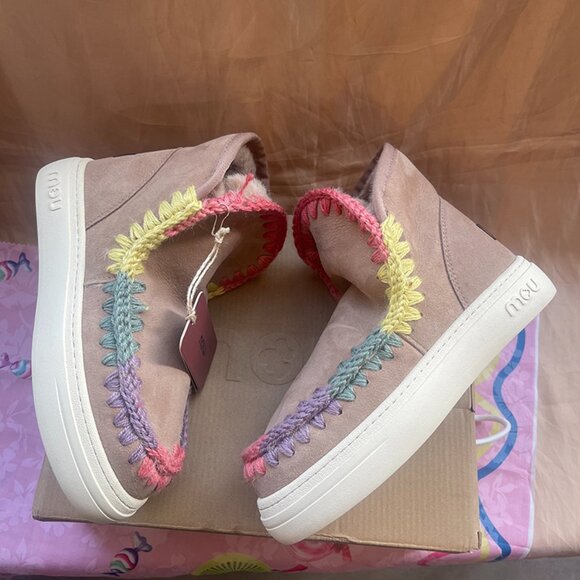 Mou Eskimo Sneaker Bold Low Heels Ankle Boots In Camel Suede